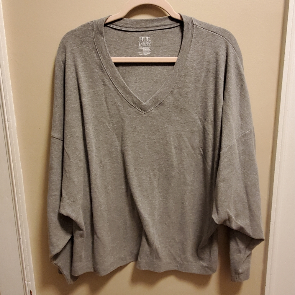 HUE GRAY WOMAN'S LOUNGE TOP